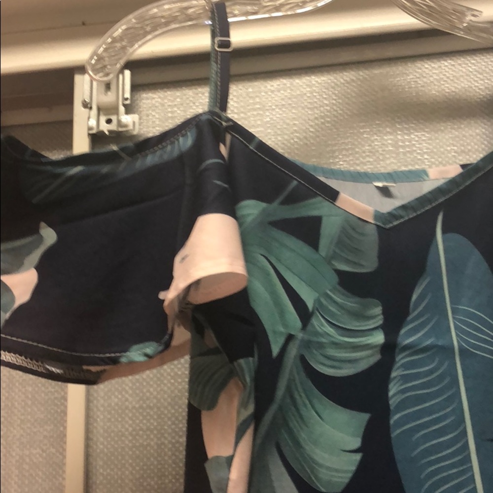 Blouse - Picture 2 of 2